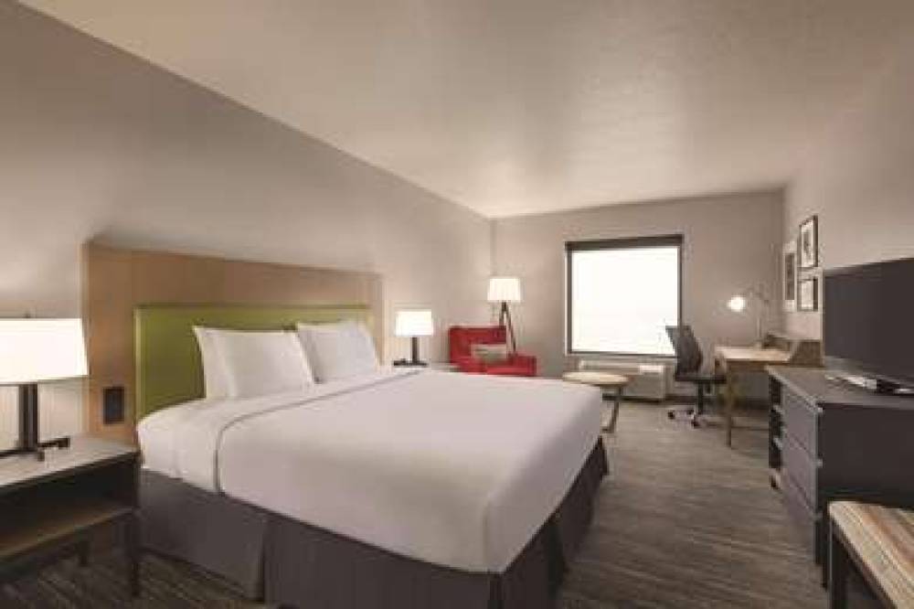COUNTRY INN TAMPA RJ STADIUM 7