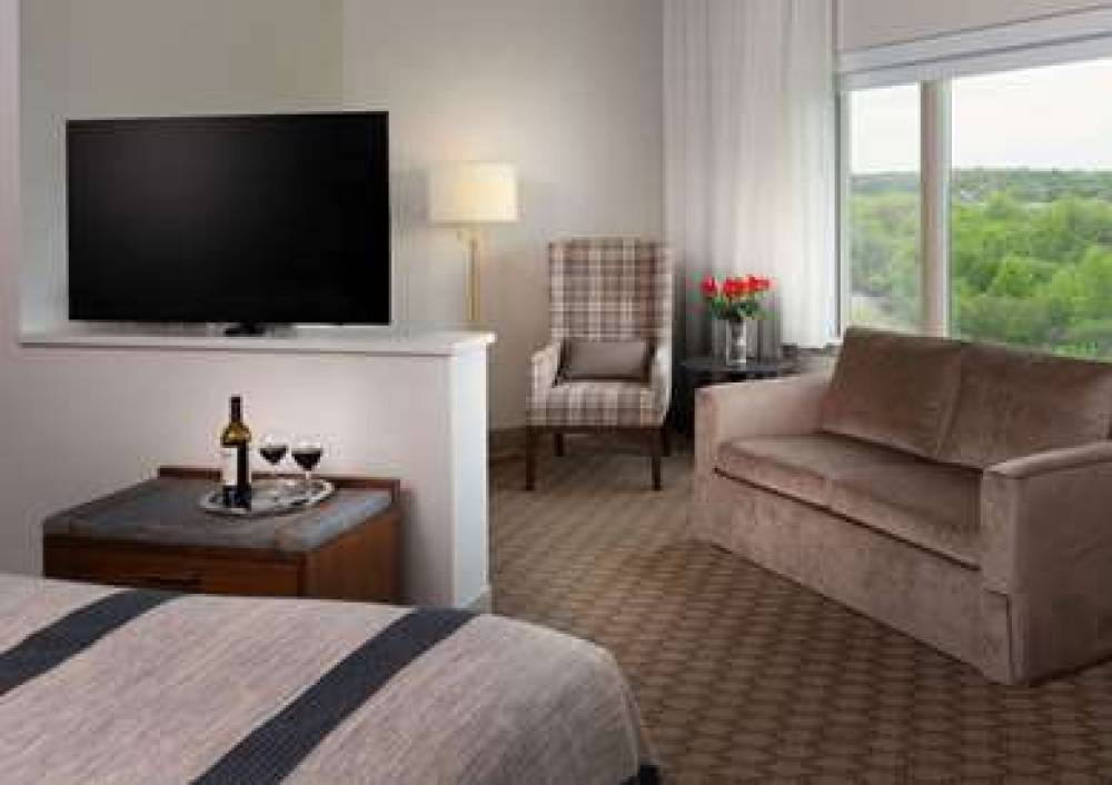Country Springs Hotel 9