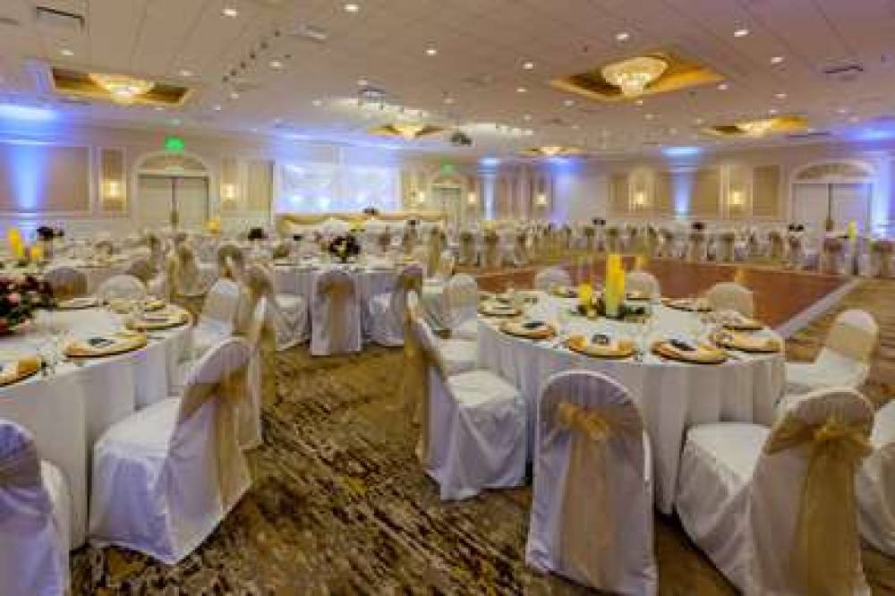 Country Springs Hotel 7