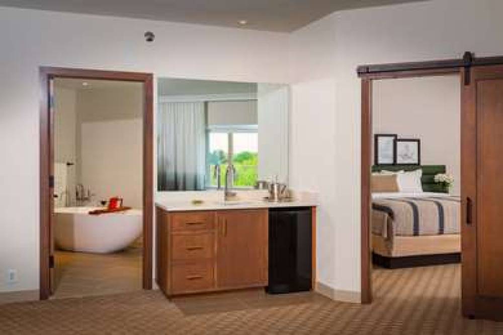 Country Springs Hotel 3