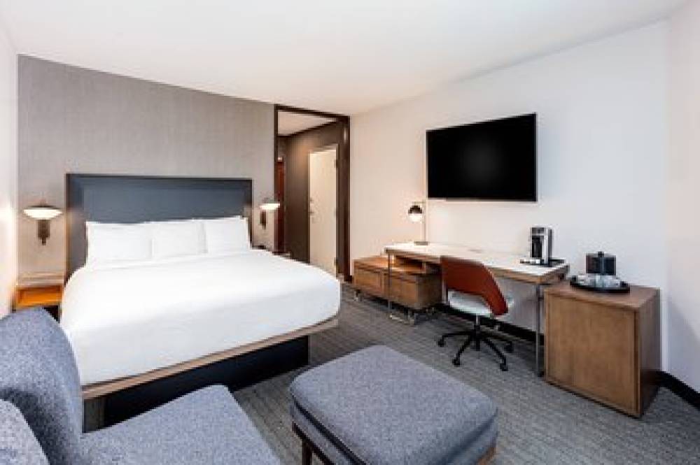 Courtyard By Marriott Anaheim Resort-Convention Center 4