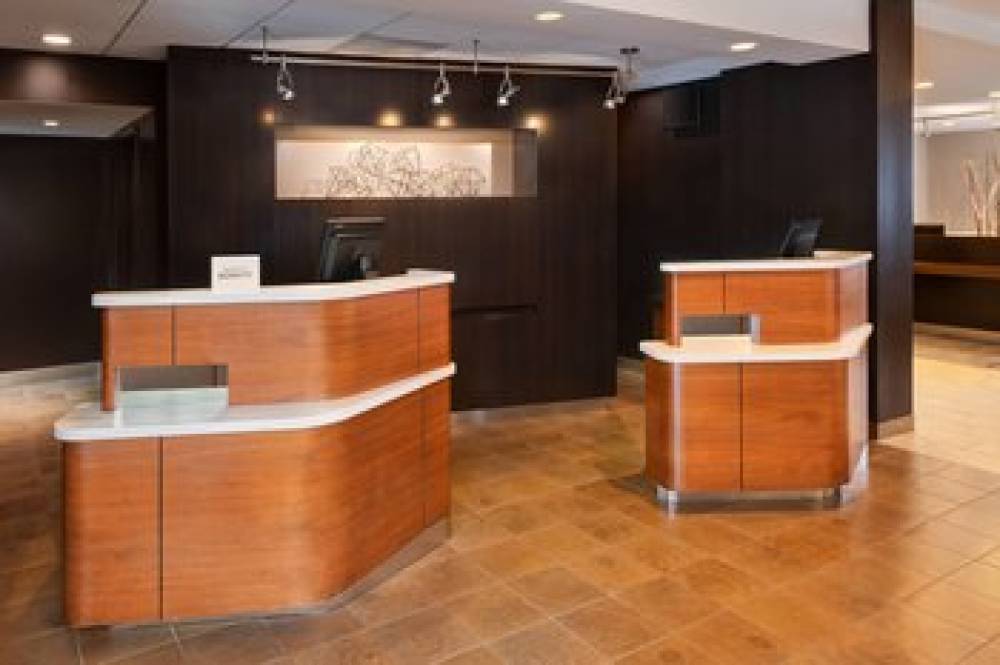 Courtyard By Marriott Atlanta Executive Park/Emory 2