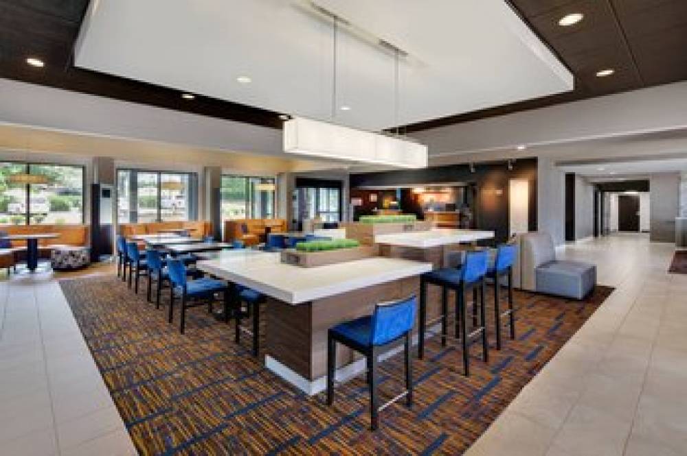 Courtyard By Marriott Atlanta Norcross/Peachtree Corners 4