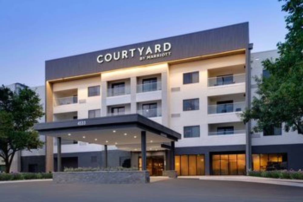 Courtyard By Marriott Austin South