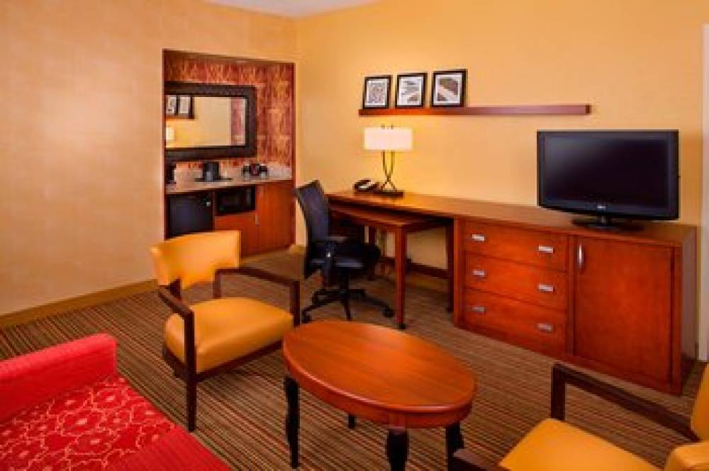 Courtyard By Marriott Baton Rouge Acadian Centre LSU Area 10