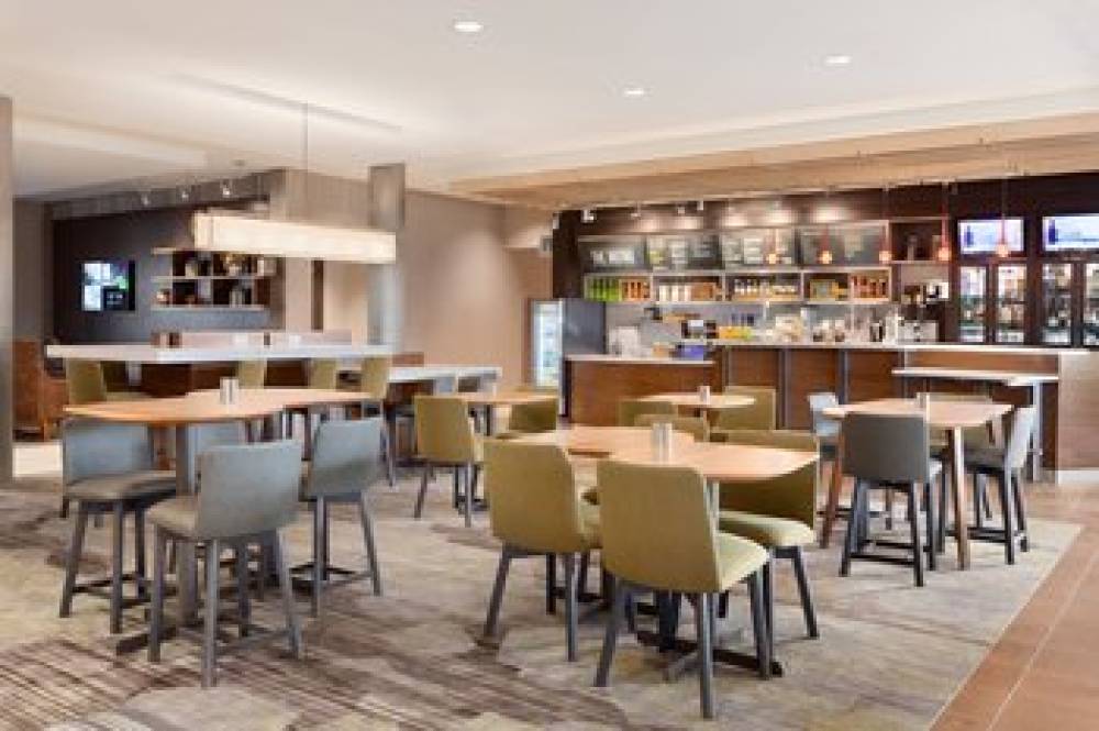 Courtyard By Marriott Boston Dedham Westwood 1