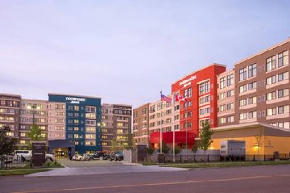 Courtyard By Marriott Calgary South Marriott