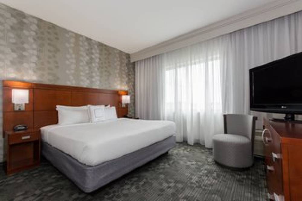 Courtyard By Marriott Charlotte Concord 10