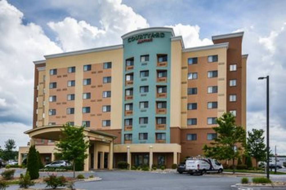 Courtyard By Marriott Charlotte Concord 2