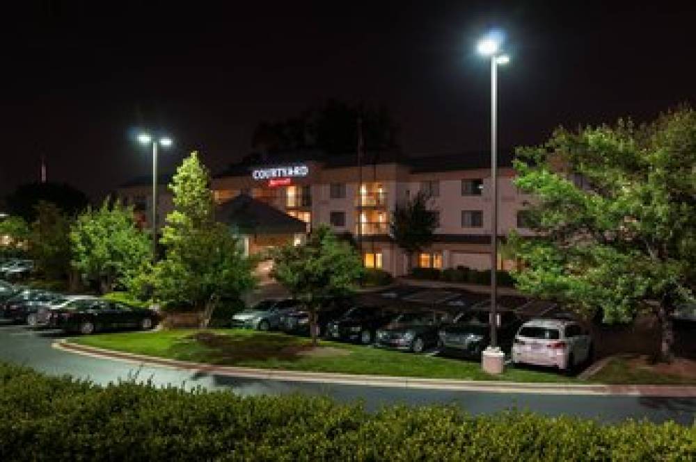 Courtyard By Marriott Charlotte Lake Norman