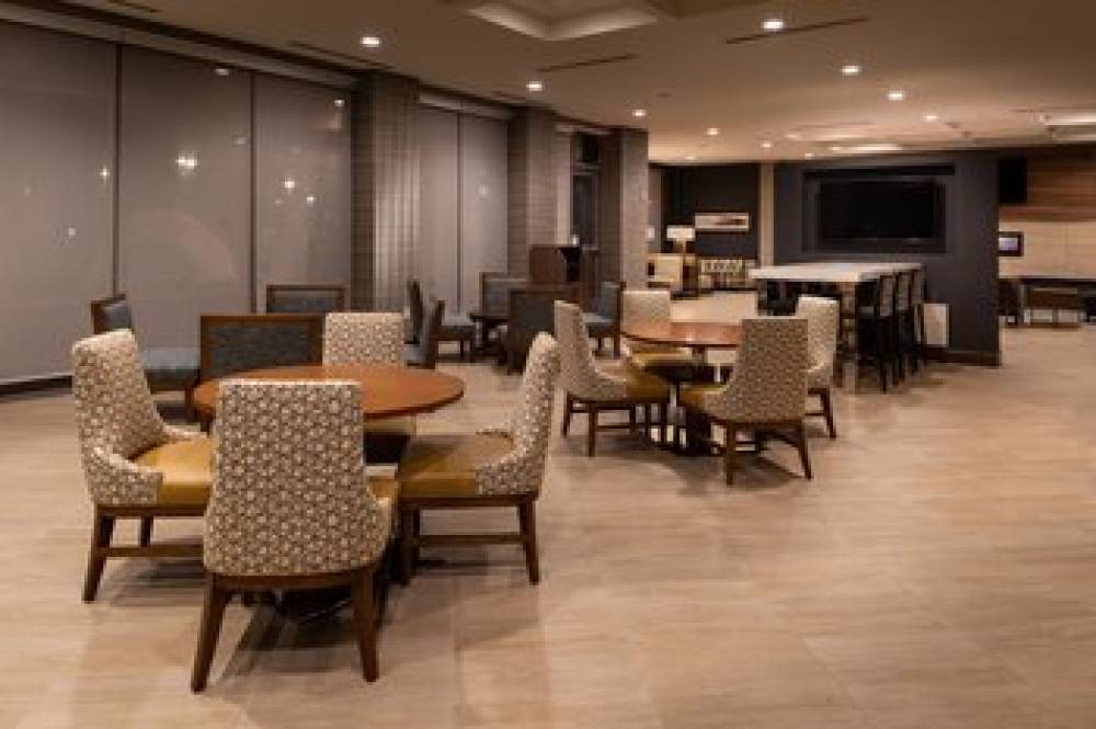 Courtyard By Marriott Charlotte Northlake 7