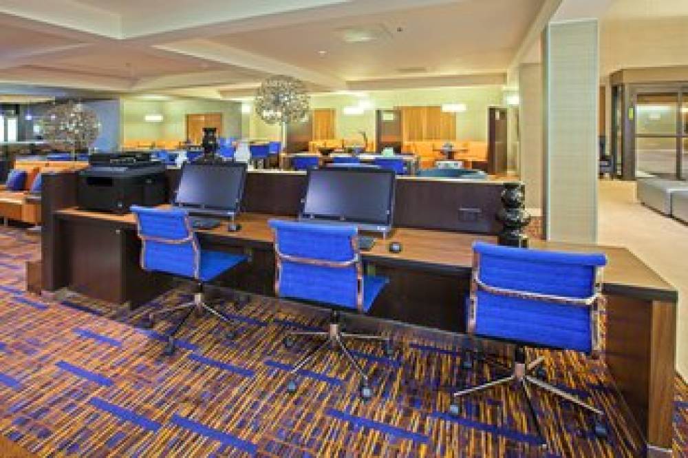 Courtyard By Marriott Chicago Midway Airport 3