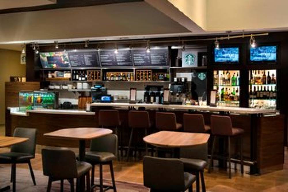 Courtyard By Marriott Chicago Naperville 4