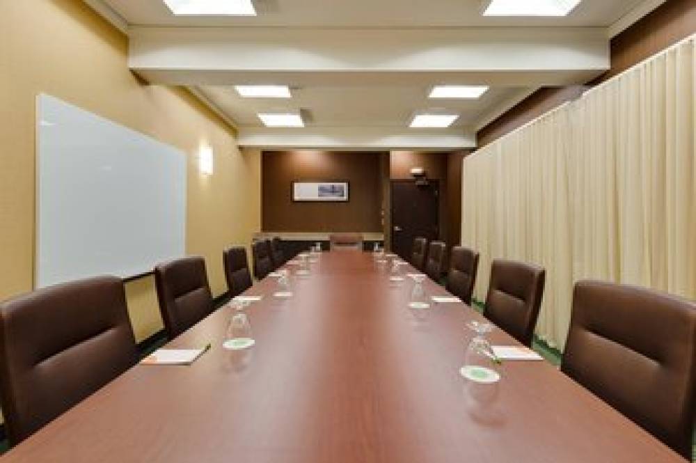 Courtyard By Marriott Chicago Southeast/Hammond IN 4