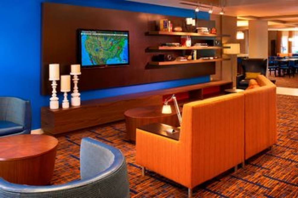 Courtyard By Marriott Cleveland Independence 3