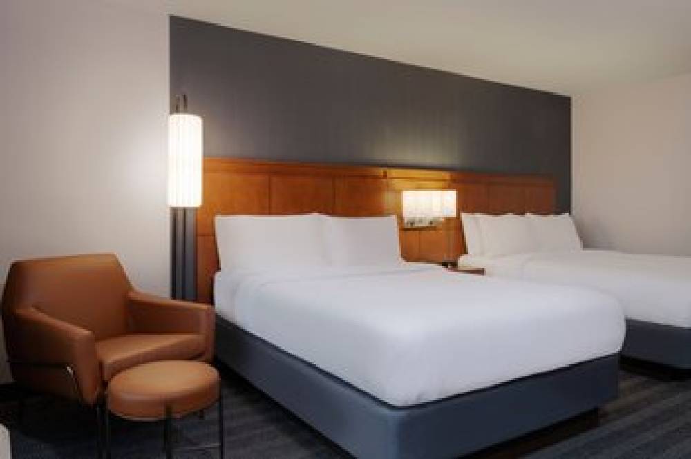 Courtyard By Marriott Columbus New Albany 7