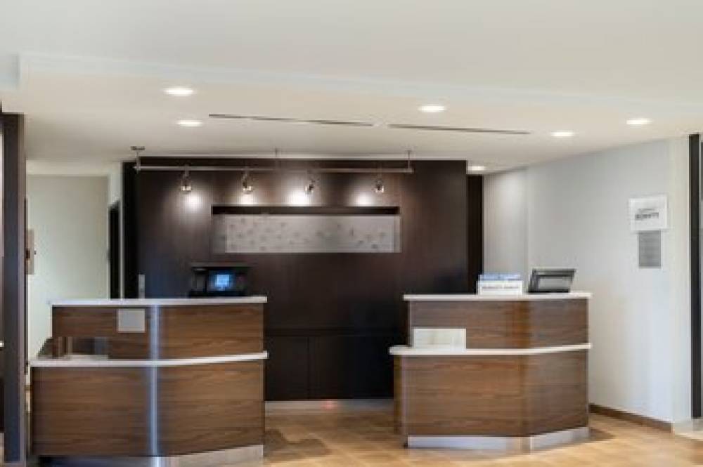 Courtyard By Marriott Columbus New Albany 2