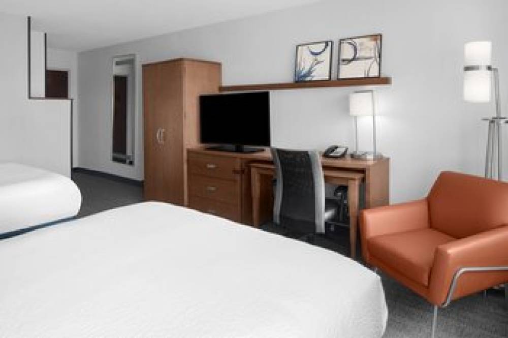 Courtyard By Marriott Cypress Anaheim Orange County 8