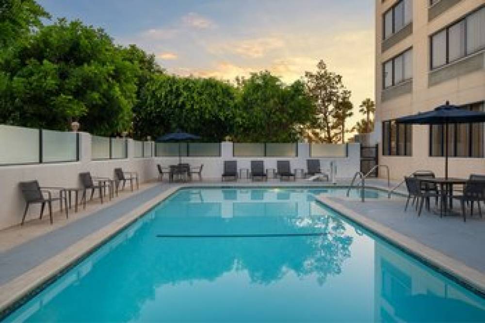 Courtyard By Marriott Cypress Anaheim Orange County 1