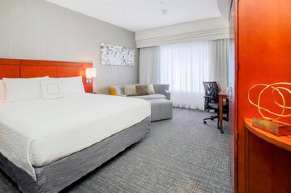 Courtyard By Marriott Dallas Arlington South 10