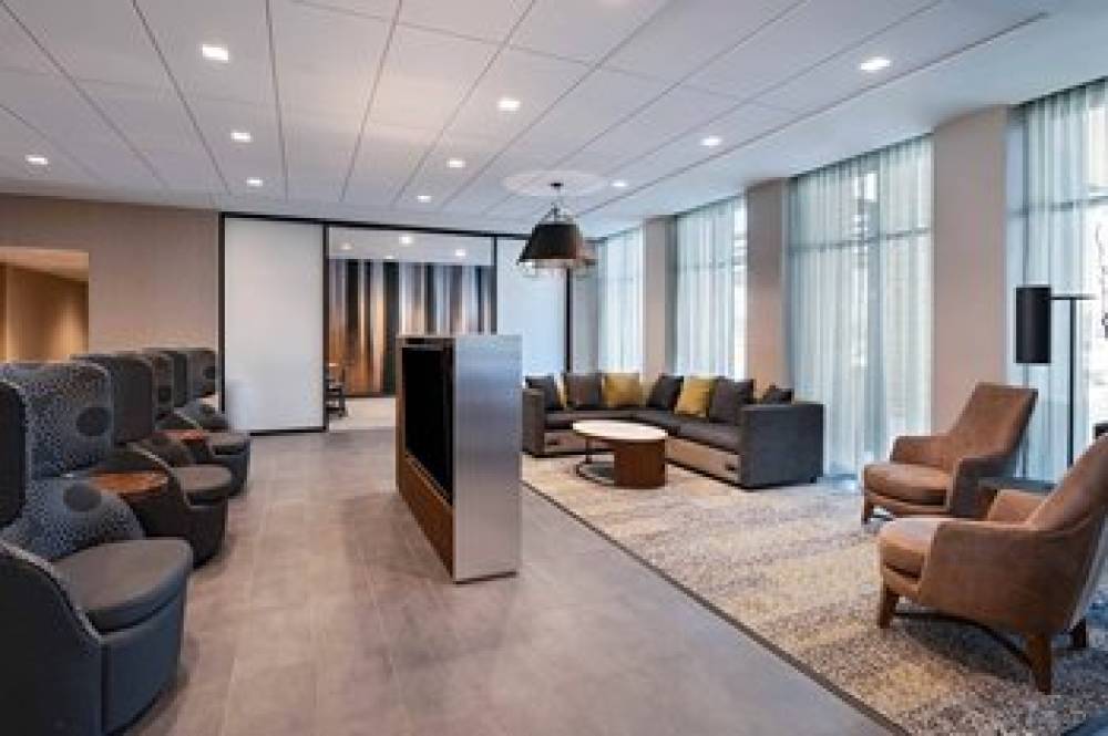 Courtyard By Marriott Dallas Grand Prairie 3