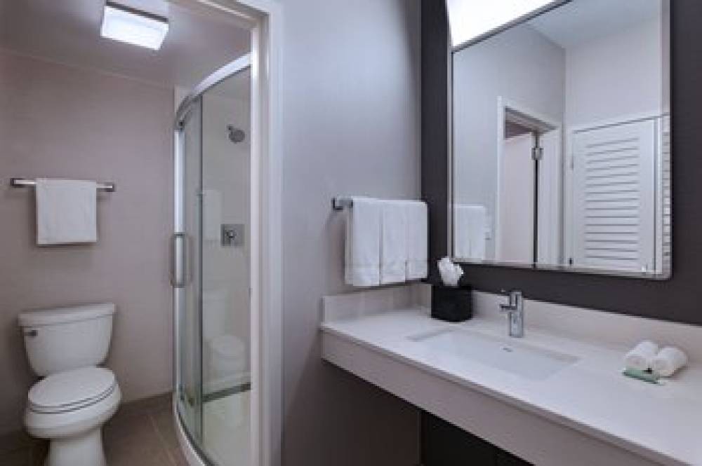 Courtyard By Marriott Dallas Richardson At Spring Valley 8