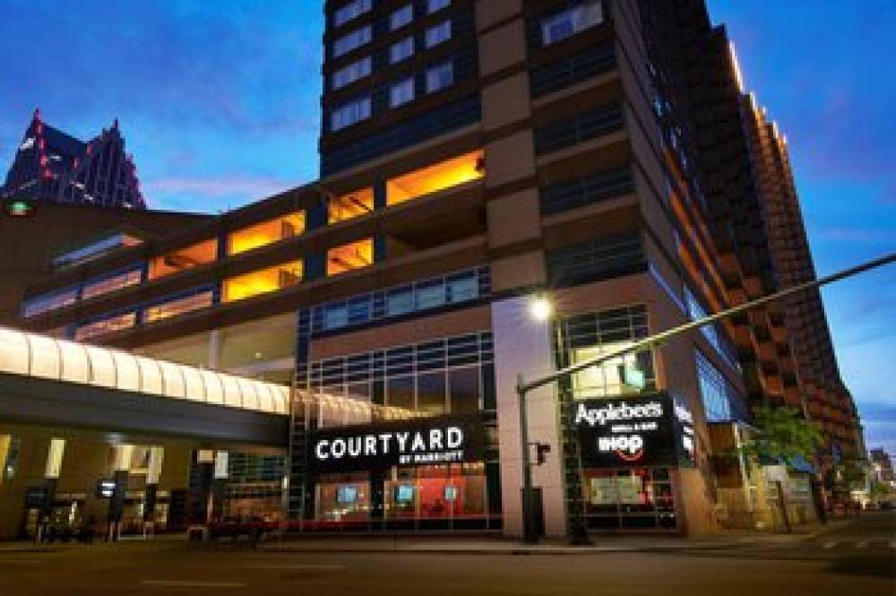 Courtyard By Marriott Detroit Downtown 3