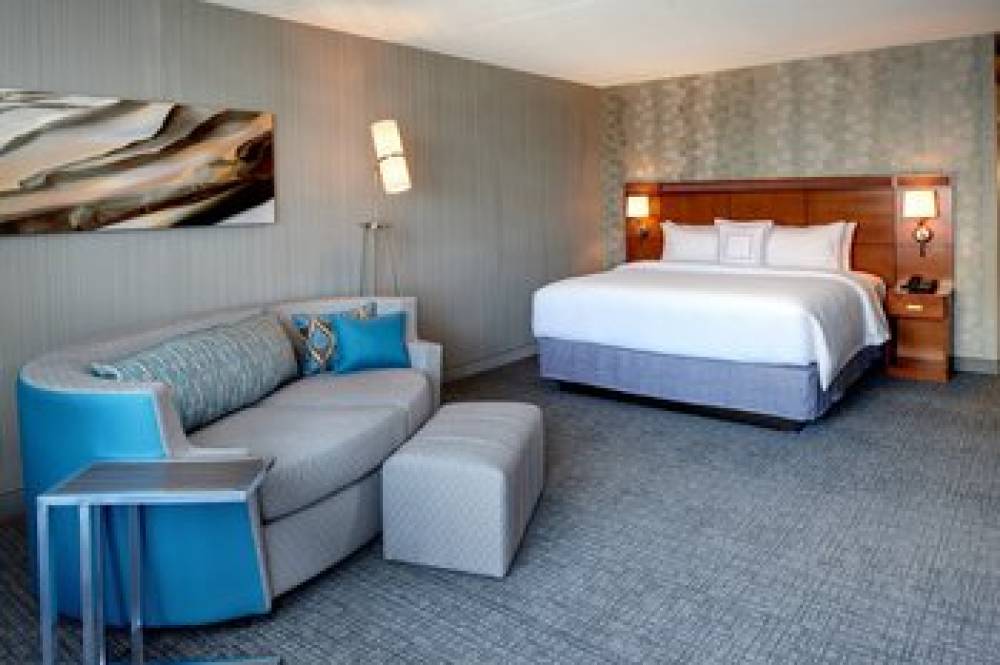 Courtyard By Marriott Detroit Downtown 6