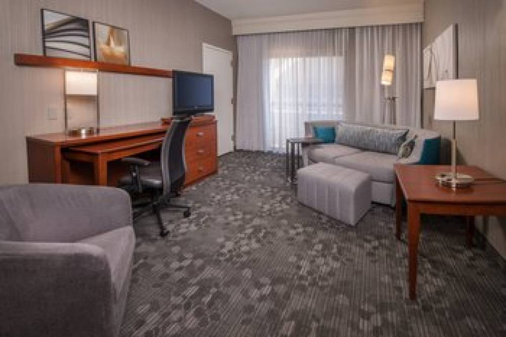 Courtyard By Marriott Dulles Airport Chantilly 7