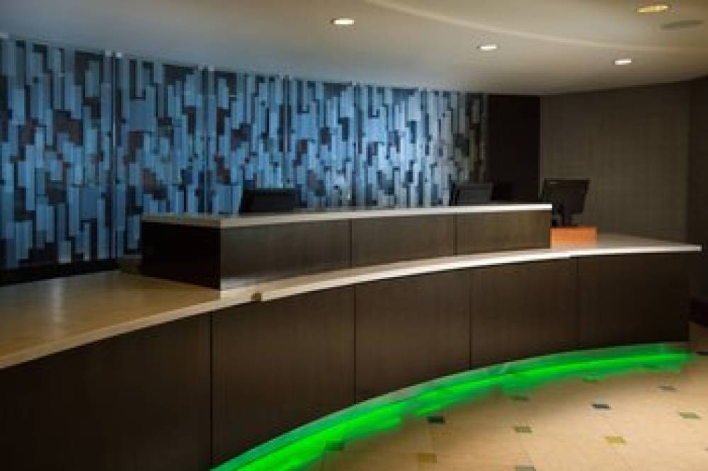 Courtyard By Marriott Fort Lauderdale Beach 4