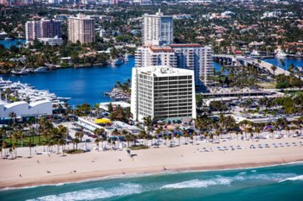 Courtyard By Marriott Fort Lauderdale Beach 1