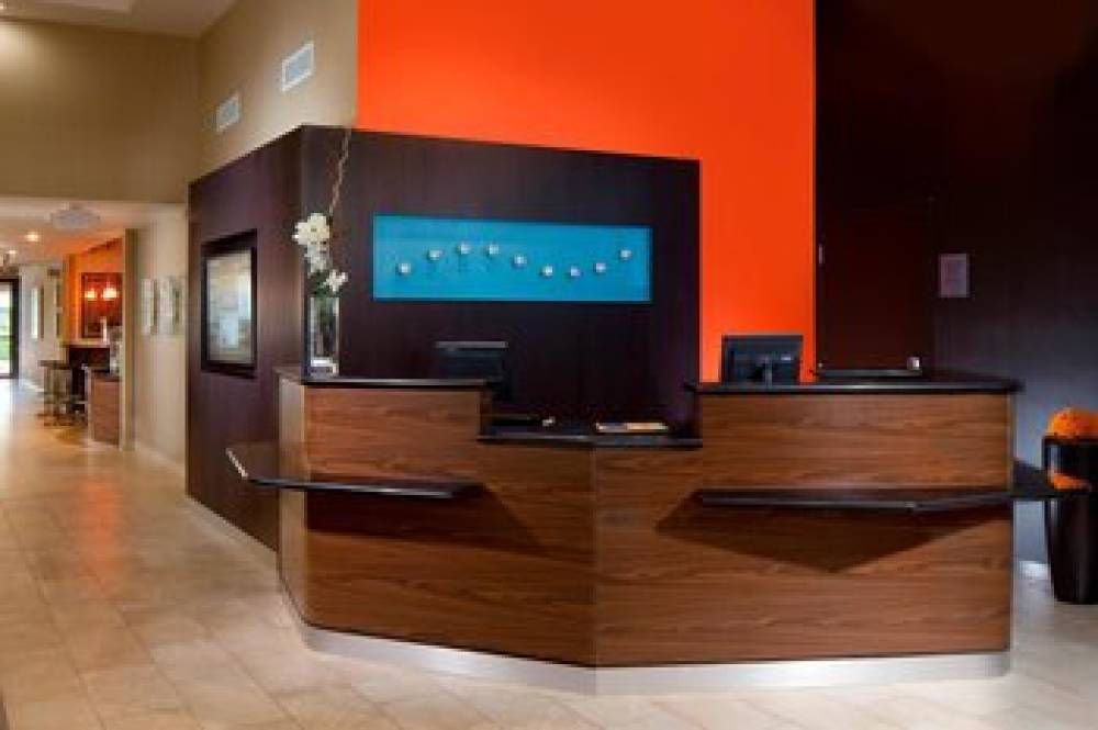 Courtyard By Marriott Fort Lauderdale East/Lauderdale-by-the-Sea 4