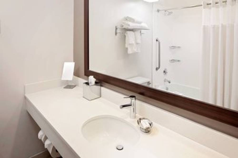 Courtyard By Marriott Fort Lauderdale North-Cypress Creek 8