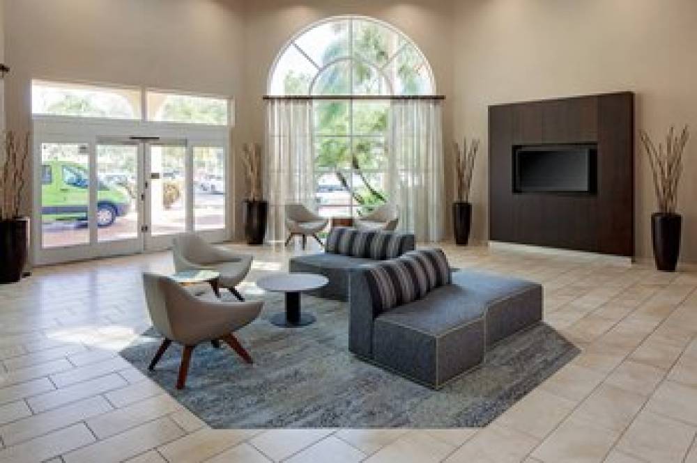 Courtyard By Marriott Fort Lauderdale North-Cypress Creek 4
