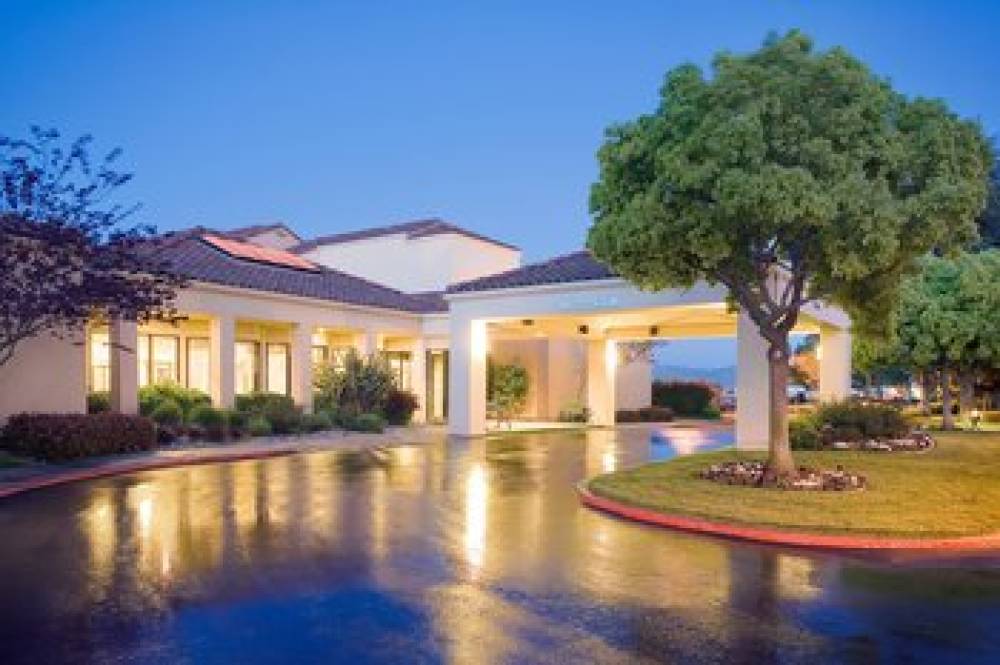 Courtyard By Marriott Fremont Silicon Valley 2