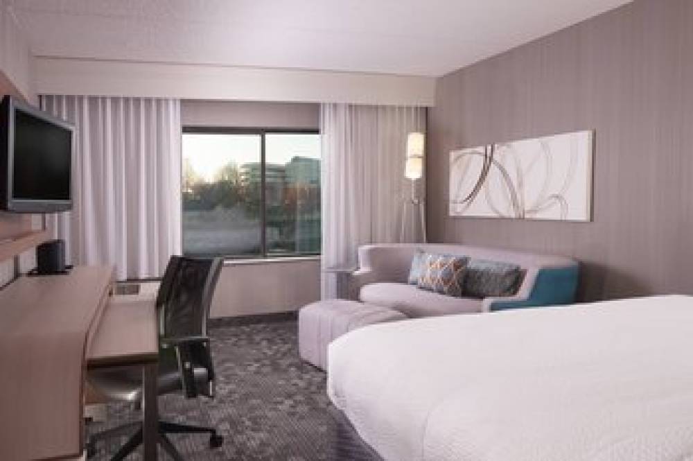 Courtyard By Marriott Greenville-Spartanburg Airport 5