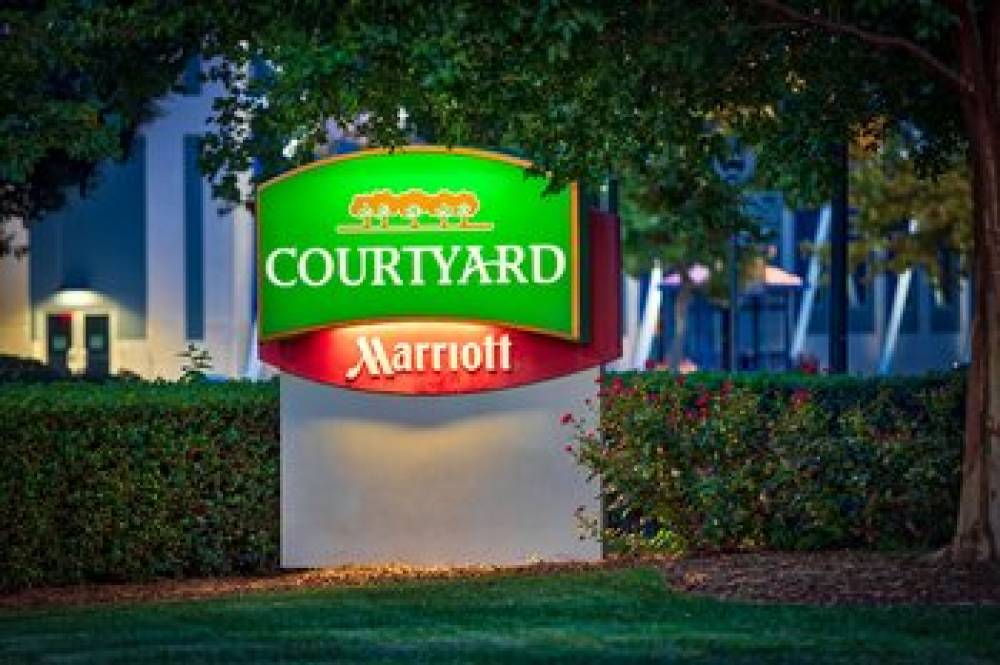 Courtyard By Marriott Hampton Coliseum Central 6