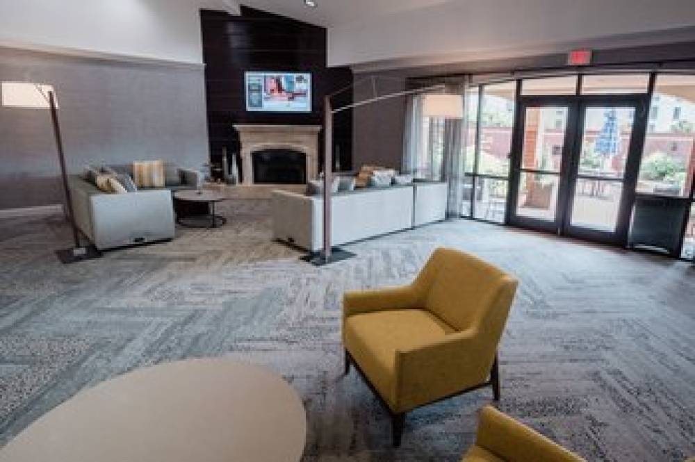 Courtyard By Marriott Hickory