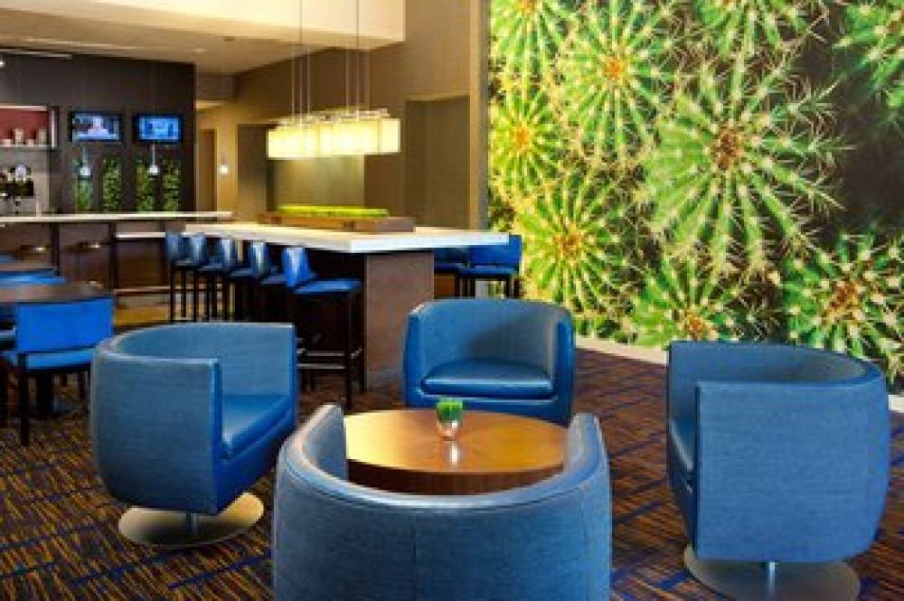 Courtyard By Marriott Houston Downtown Convention Center 6