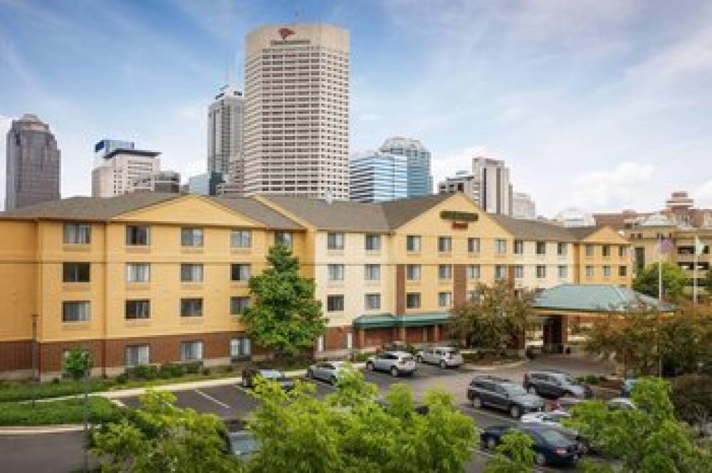 Courtyard By Marriott Indianapolis At The Capitol 2