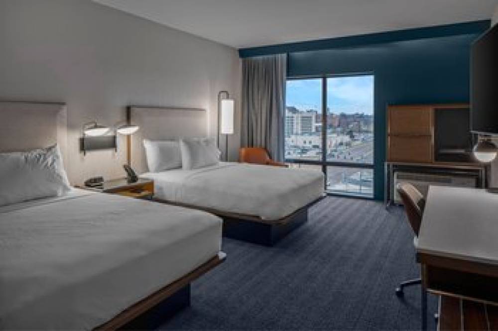 Courtyard By Marriott Jefferson City 9