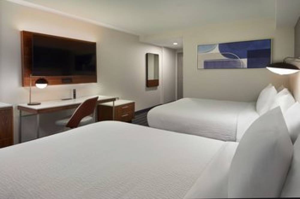 Courtyard By Marriott Kitchener 3