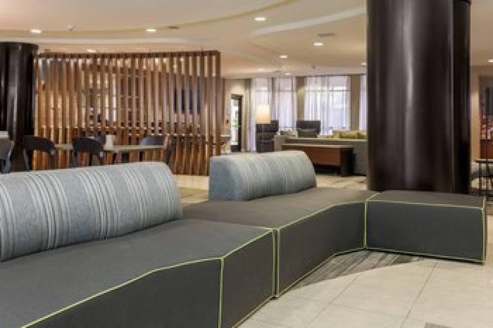 Courtyard By Marriott Las Vegas South 5