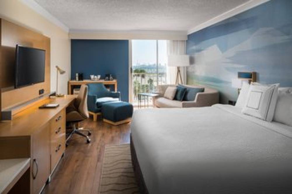 Courtyard By Marriott Long Beach Downtown 7