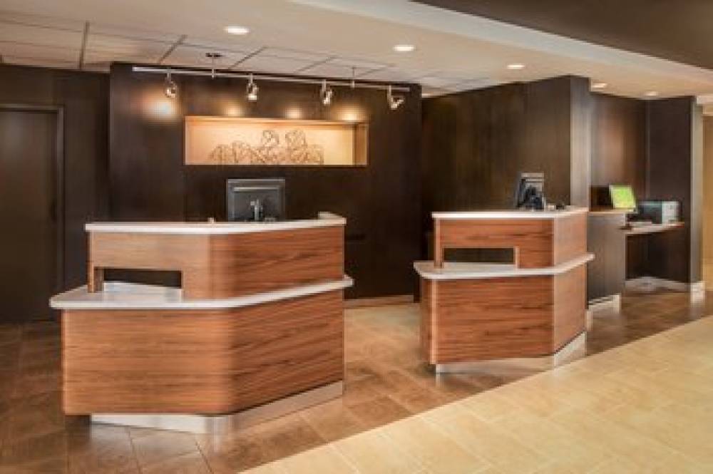 Courtyard By Marriott Lynchburg 6