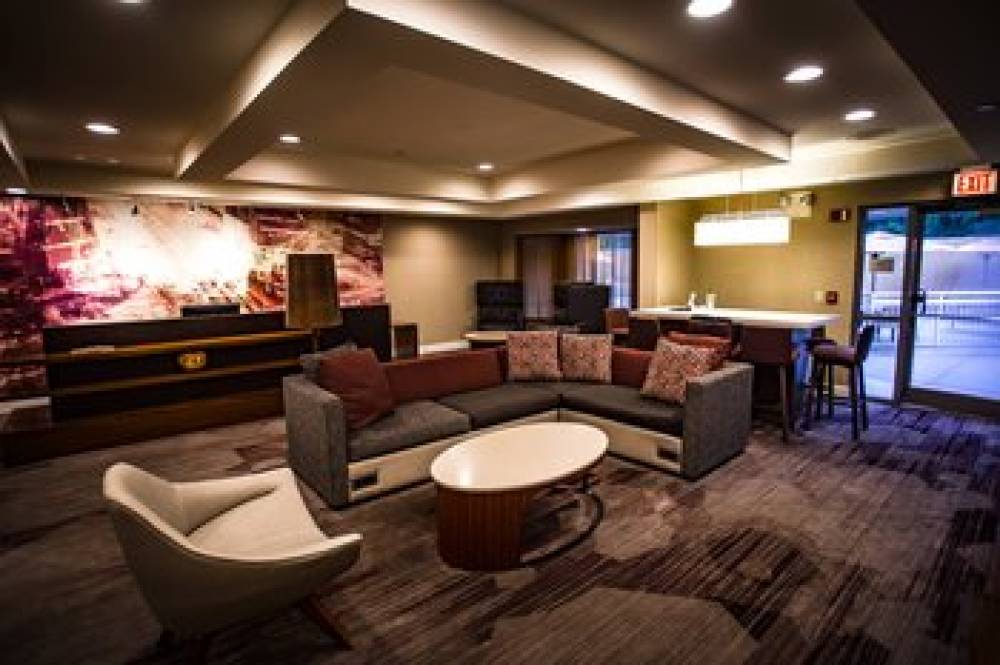 Courtyard By Marriott Memphis East-Bill Morris Parkway 4