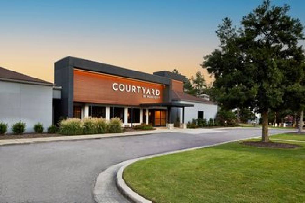 Courtyard By Marriott Memphis East-Park Avenue 1