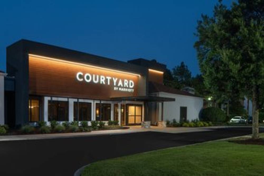 Courtyard By Marriott Memphis East Park Avenue