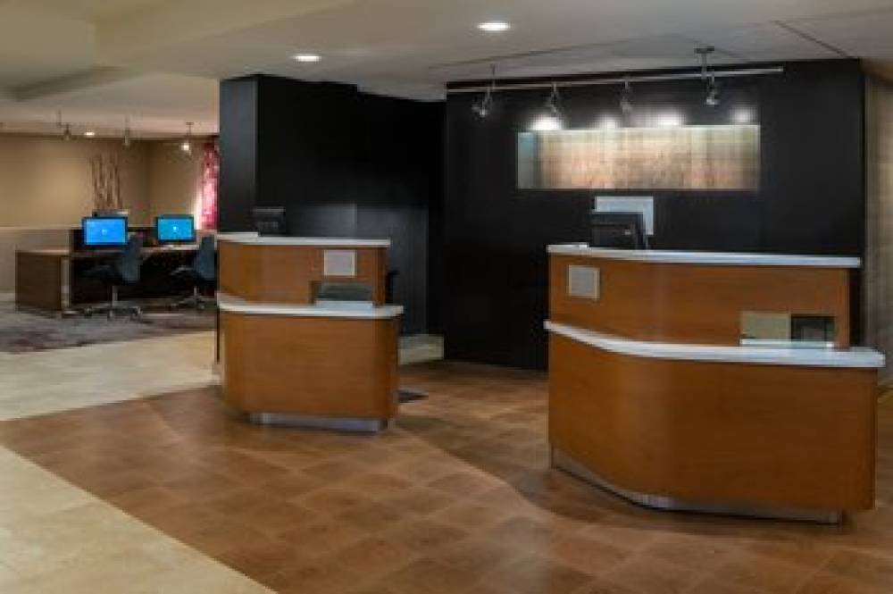 Courtyard By Marriott Memphis East-Park Avenue 3
