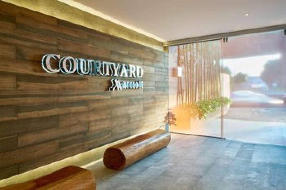 Courtyard By Marriott Mexico City Toreo 3